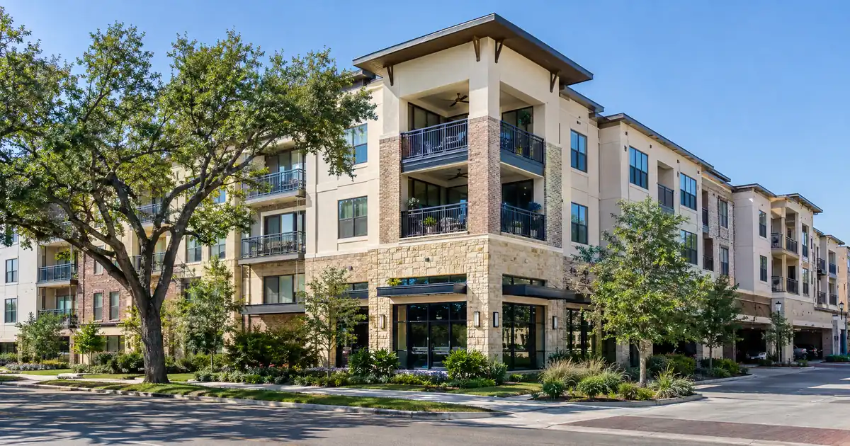 When Should a Texas Buyer Choose the Asset Qualifier Path Over Asset Depletion?