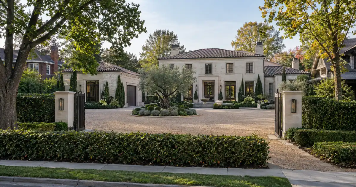 Asset-Based Mortgage vs Full-Doc Jumbo for a High-Net-Worth Ohio Buyer
