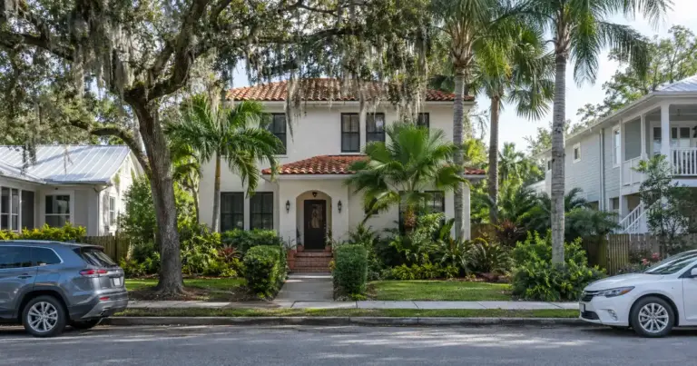 Can Co-Borrowers Combine Accounts on a Florida Asset Qualifier Mortgage?