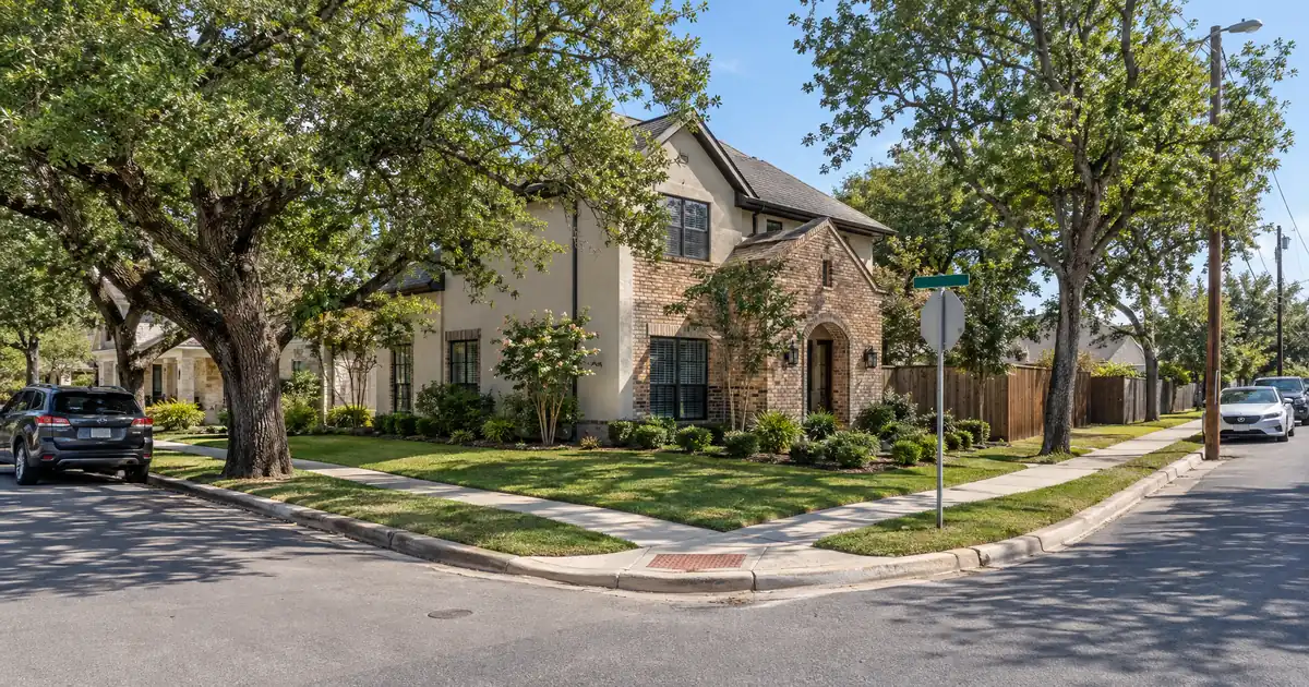 Can Two Texas Retirees Buy a Home Together on an Asset Qualifier Mortgage?