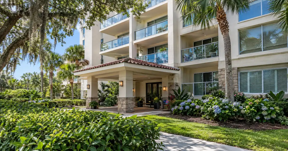 Can a Florida Condo With Pending Assessments Get an Asset Qualifier Mortgage?