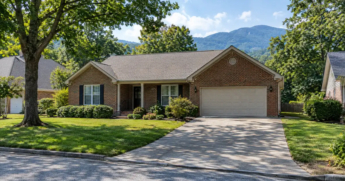 How Tennessee Tech Employees Paid in Stock Get a Mortgage on Assets