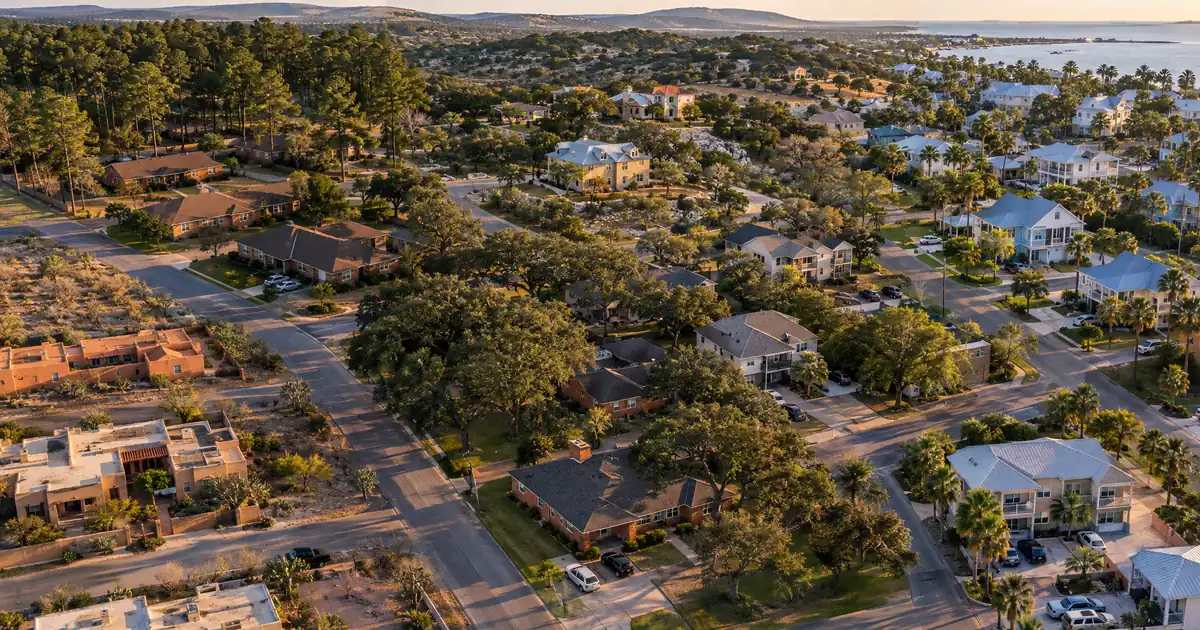 How to Refinance a Texas Mortgage After Retiring With No W-2 Income