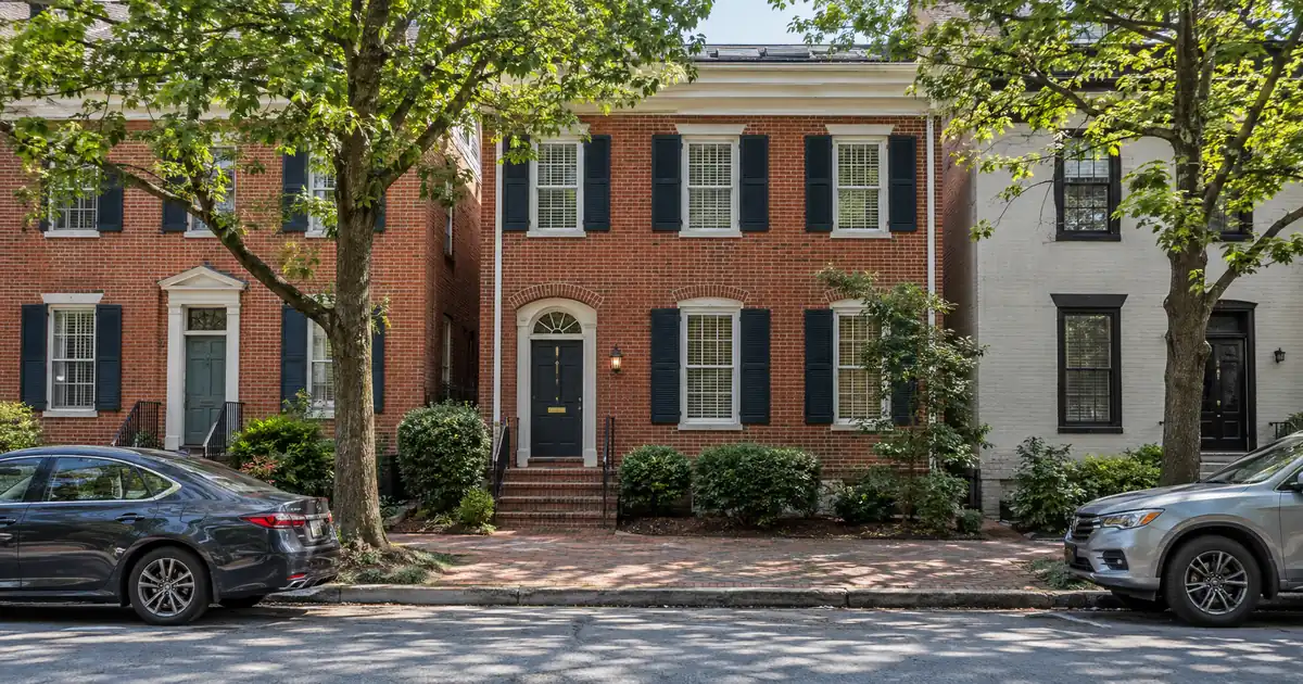 Pledged Asset Line vs Asset Qualifier Mortgage for a Virginia Home Purchase