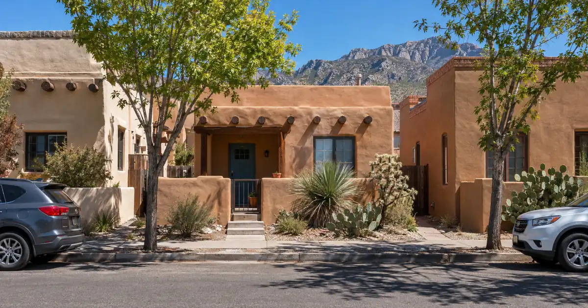 Can a New Mexico Buyer Get a Mortgage After Paying Cash for a House With No Income?