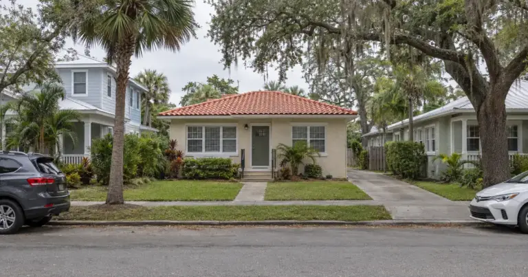 Can a Florida Retiree Get a Mortgage on Savings and Investments Alone?