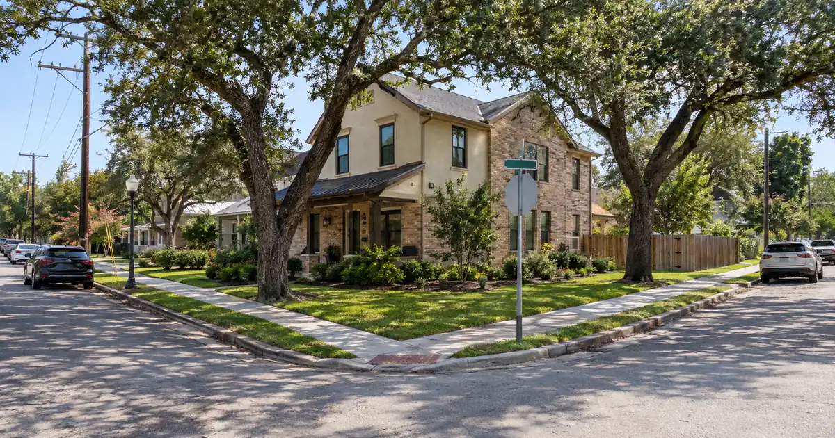 Can a Texas Retiree Get a Mortgage on Savings and Investments Alone?