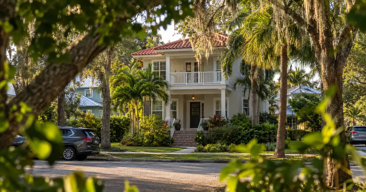 How Florida Snowbirds Qualify for a Second-Home Mortgage on Assets
