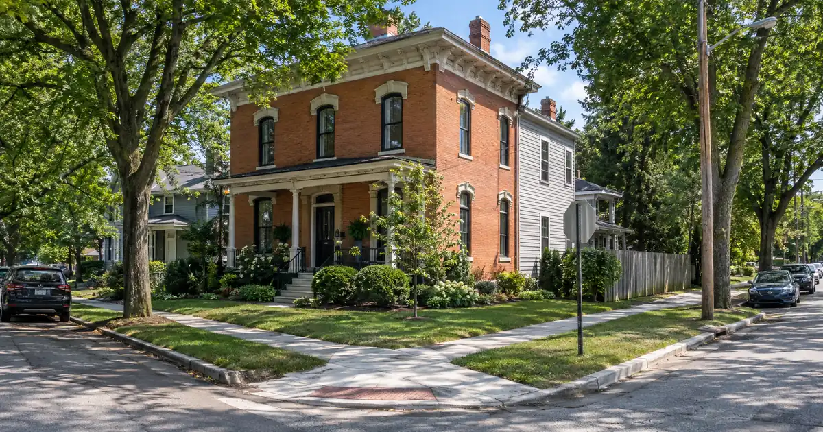 How Indiana Business Owners Buy a Home on Savings Instead of Tax Returns