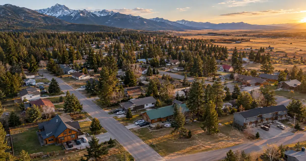 How Montana Business Owners Buy a Home on Savings Instead of Tax Returns