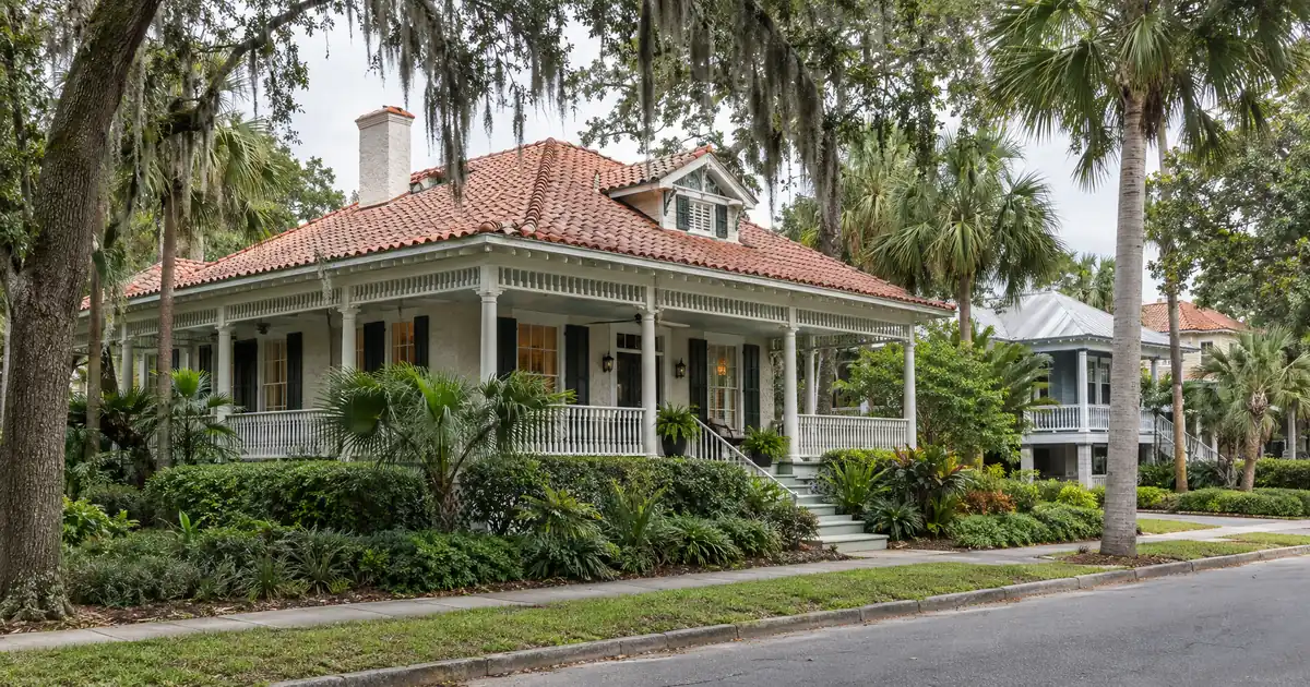 Can a Florida Landlord in Retirement Get a Mortgage on Rents and Savings?