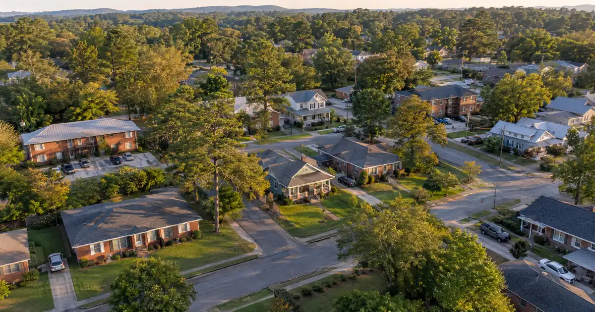 Can an Alabama Landlord in Retirement Get a Mortgage on Rents and Savings?