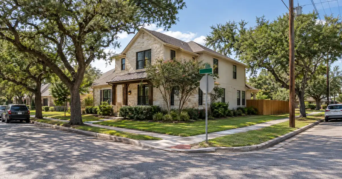 Can a Texas Landlord in Retirement Get a Mortgage on Rents and Savings?