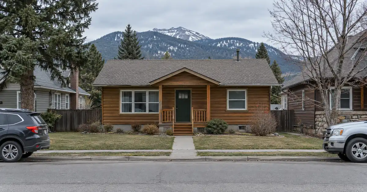 Can a Montana Buyer Get a Mortgage After Paying Cash for a House With No Income?