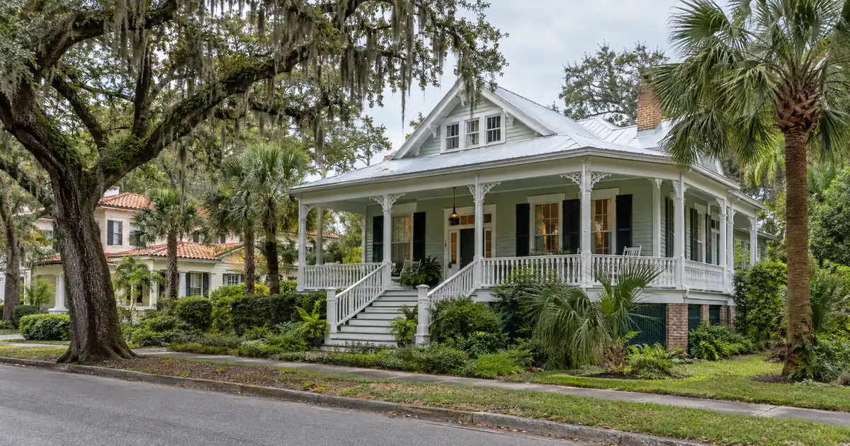 How FIRE Households in Florida Get a Mortgage Without Working
