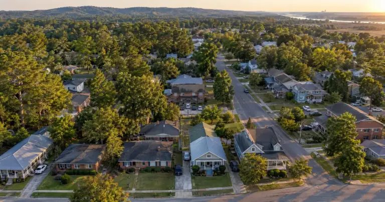 How to Qualify for an Alabama Mortgage on an Inheritance Without a Job