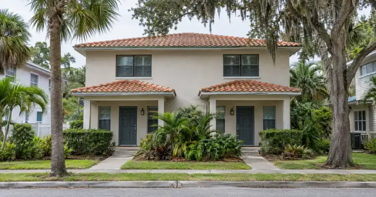 How Florida Retirees Qualify for a Mortgage Without a Paycheck