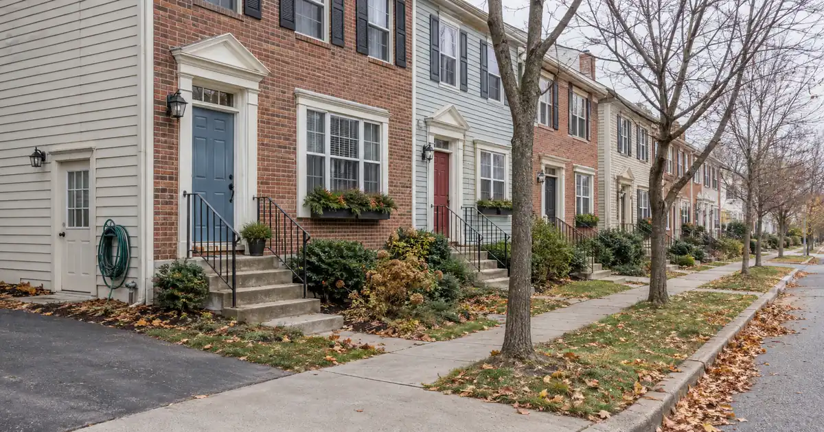 VA Loan vs Conventional Loan for a Veteran With a Disability Rating