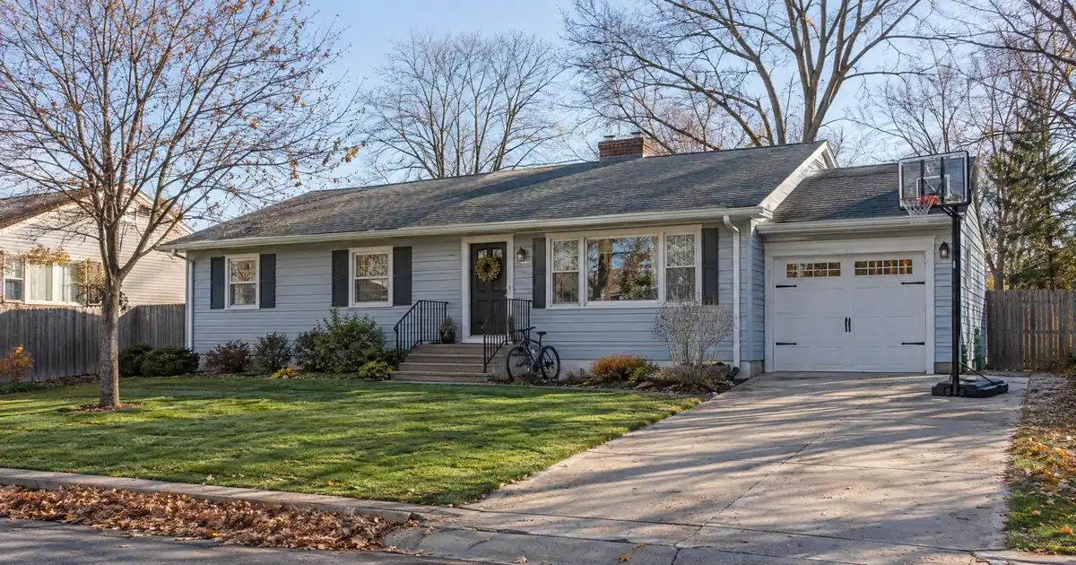 VA Loan vs FHA Loan for a First-Time Buyer on Active Duty