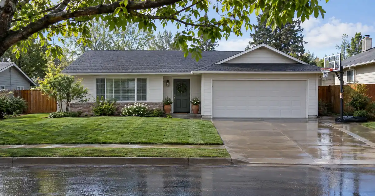 FHA Loan vs Conventional Requirements for Thinner Credit