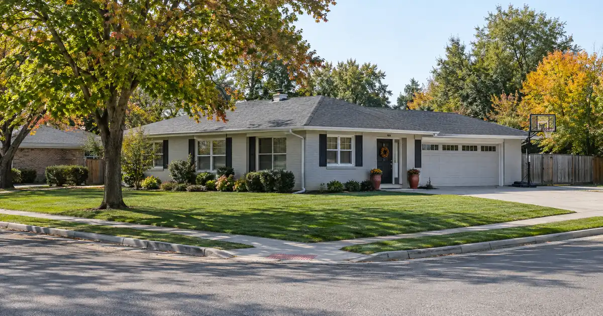 Should a High-DTI Veteran Pick an FHA Loan Over a VA Loan?