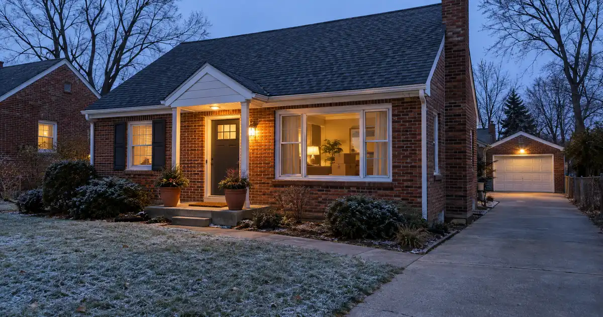 Can a Friend Who Isn't a Veteran Co-Borrow on a VA Loan?