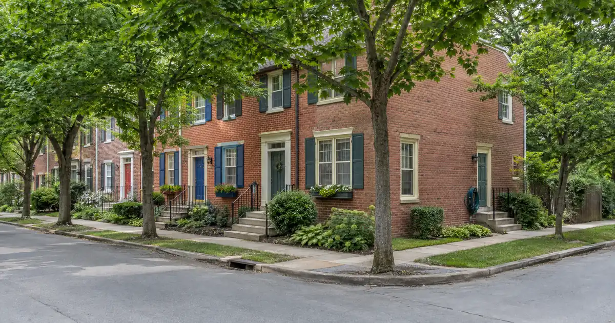 Can a Non-Veteran Non-Spouse Co-Borrow on a VA Loan With a Down Payment?