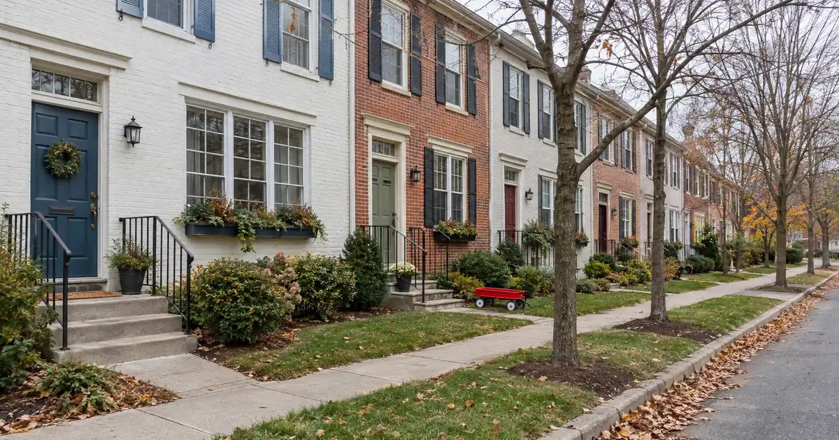 How Much a Down Payment Saves on a VA Loan Funding Fee