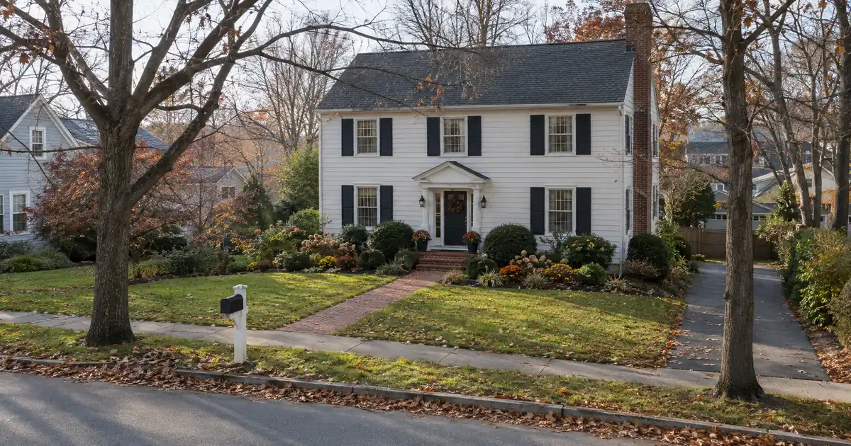 Wholesale Broker vs Retail Bank for a VA Loan With a High DTI