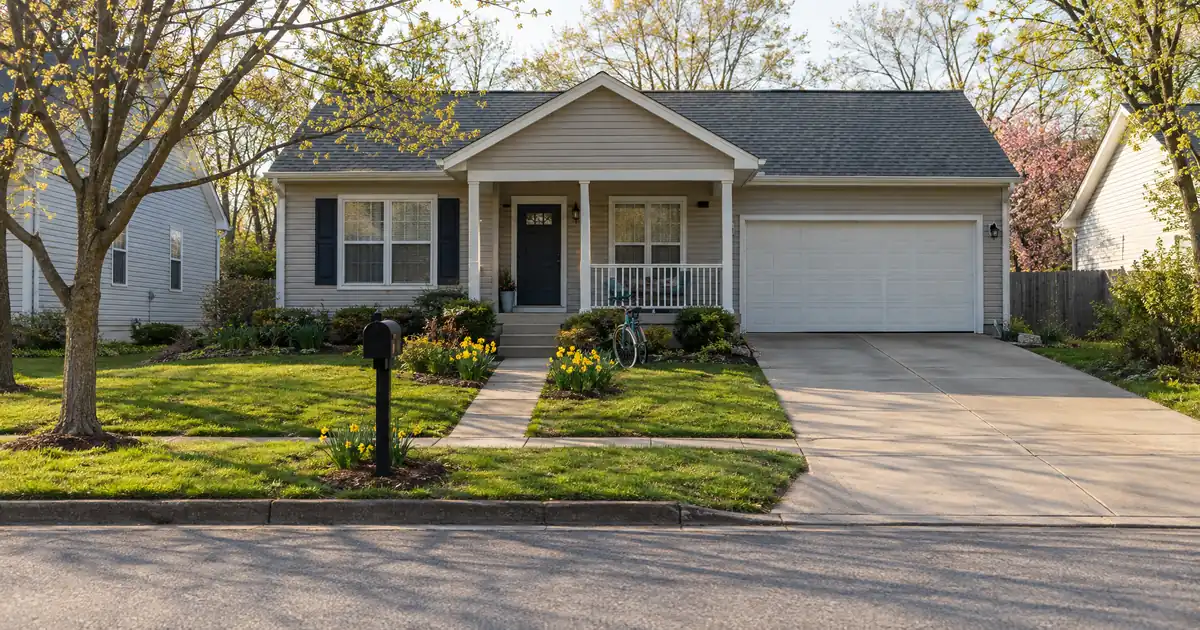 Can a First-Time VA Loan User Close Before Reporting to a New Station?