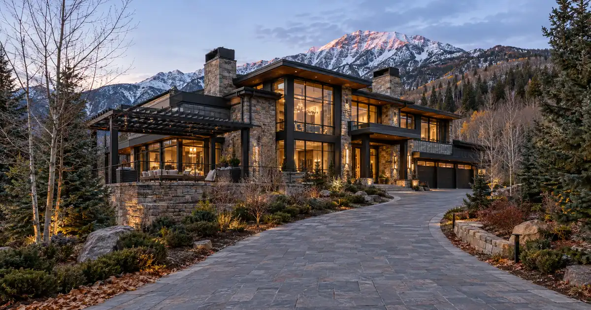 High-Balance Conventional vs Jumbo Loan for a Second Home Buyer