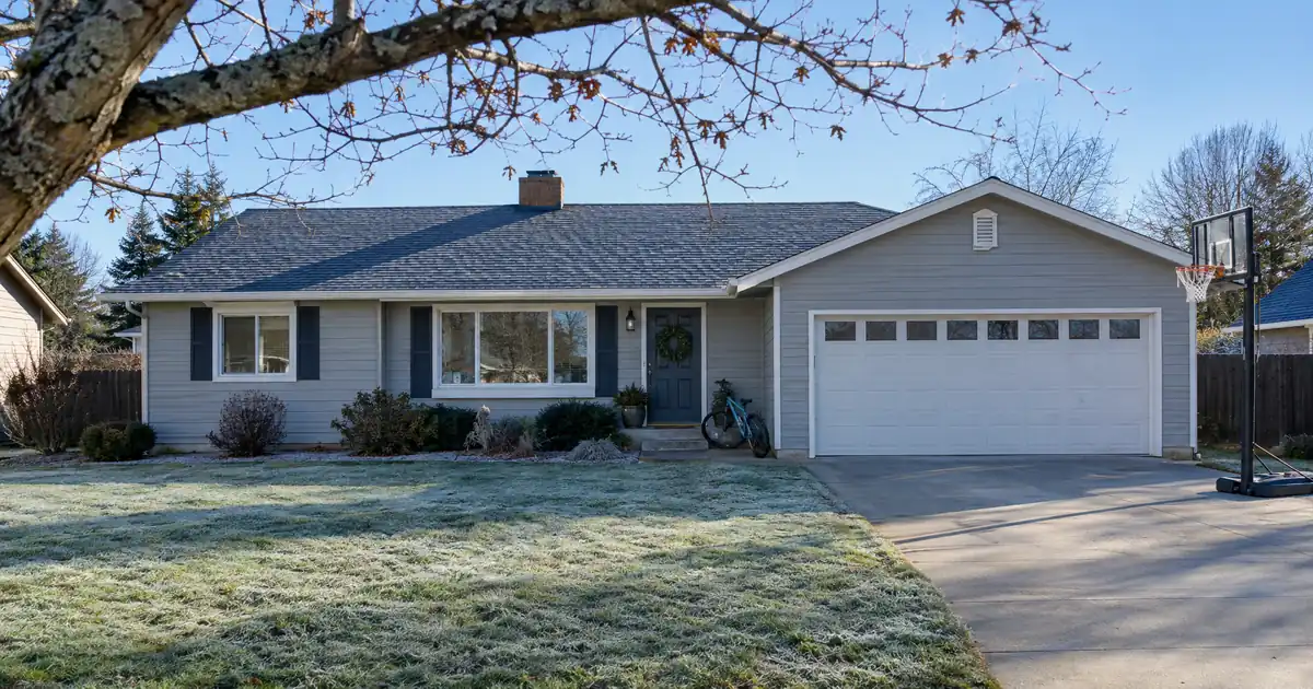 Can a Move-Up Buyer Get a Conventional Loan After a Job Change?