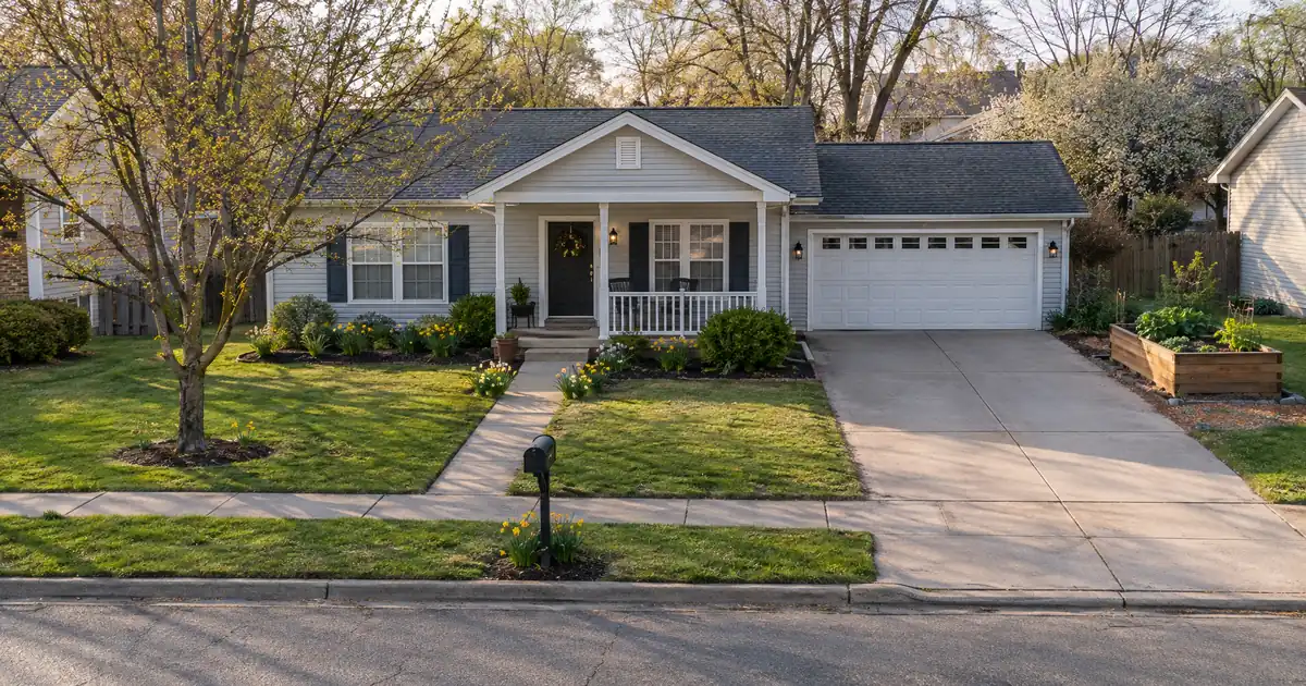 How to Buy a Second Home With a Conventional Loan on Assets
