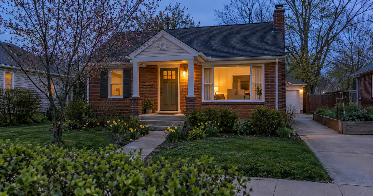Should You Refinance a VA Loan to a 15-Year or Prepay?