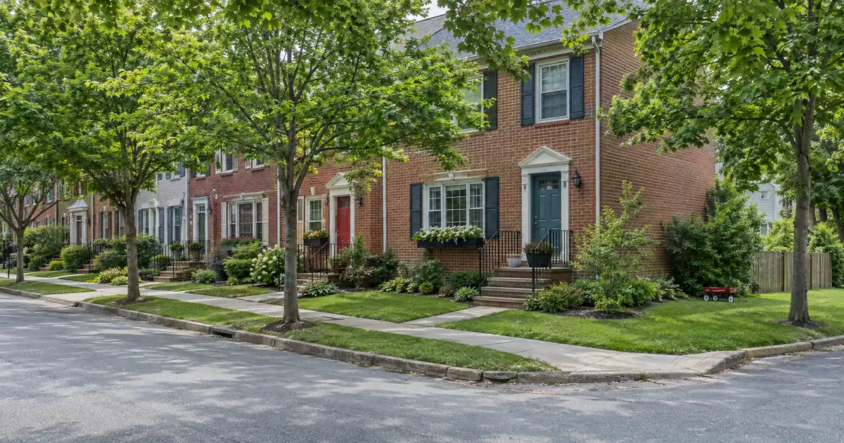 How Much an FHA Streamline Costs to Close on an Existing FHA Loan