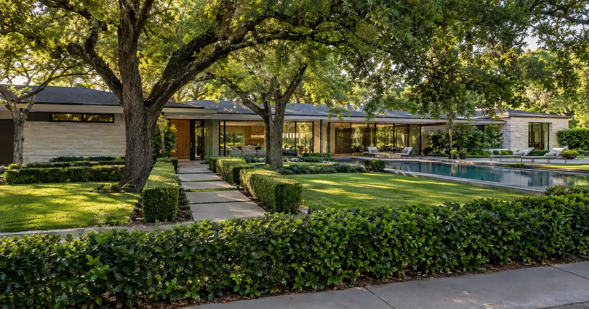 Which Jumbo Refinance Closing Costs You Can Finance and Which Come Back?