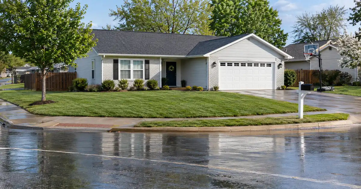 Can a Primary Home Refinance Fund the Same Day It Closes?