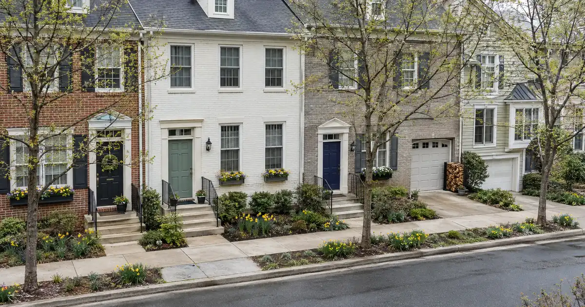 Can You Still Refinance to a Lower Payment After a Job Change?