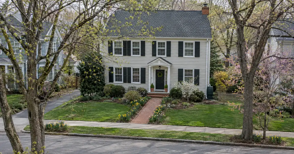 Does Down Payment Assistance Mean a Higher Mortgage Payment?