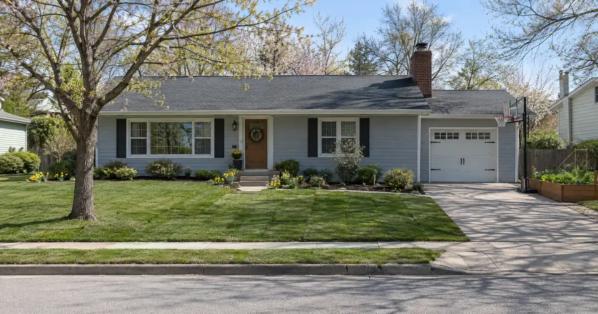 How Down Payment Assistance Changes Cash to Close on a $300K Purchase