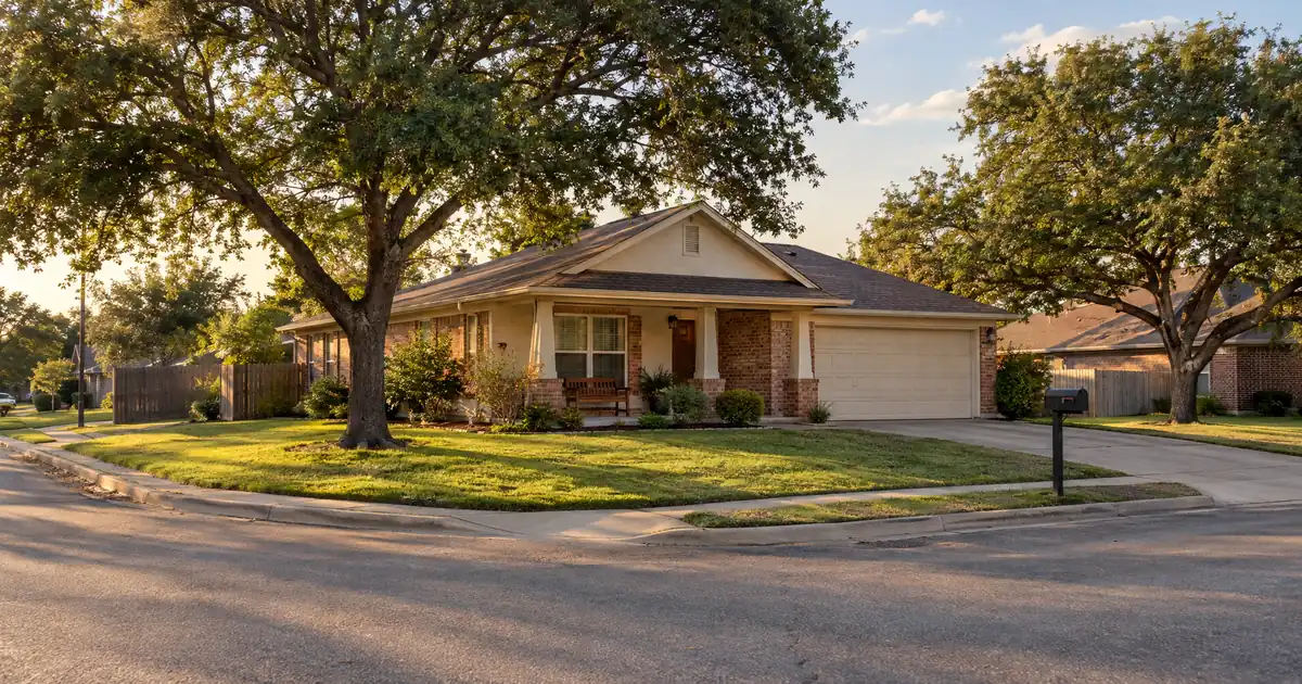 Texas Cash-Out Refinance vs Home Equity Loan: What Decides