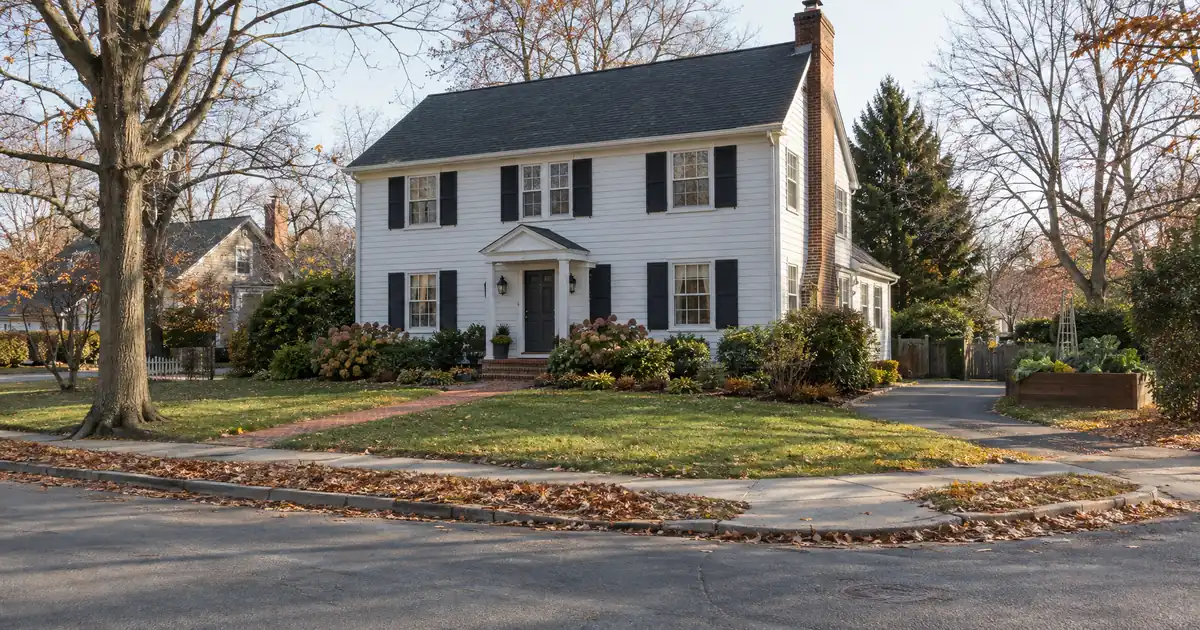 How to Keep the House in a Divorce With a Cash-Out Refinance