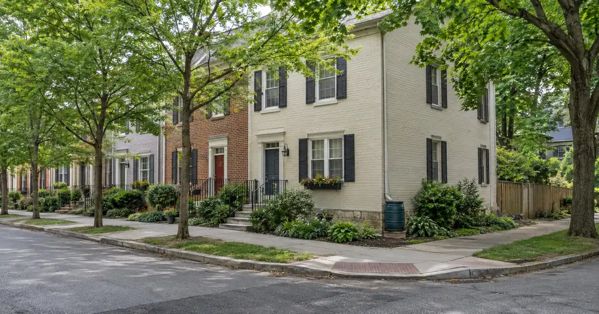 How a Lender Treats a Shared Equity Agreement on a Cash-Out Refinance