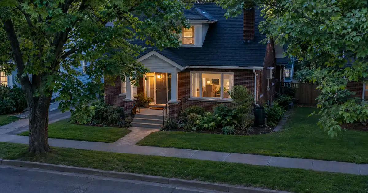 How a Lender Counts Time on Title for a Cash-Out Refinance