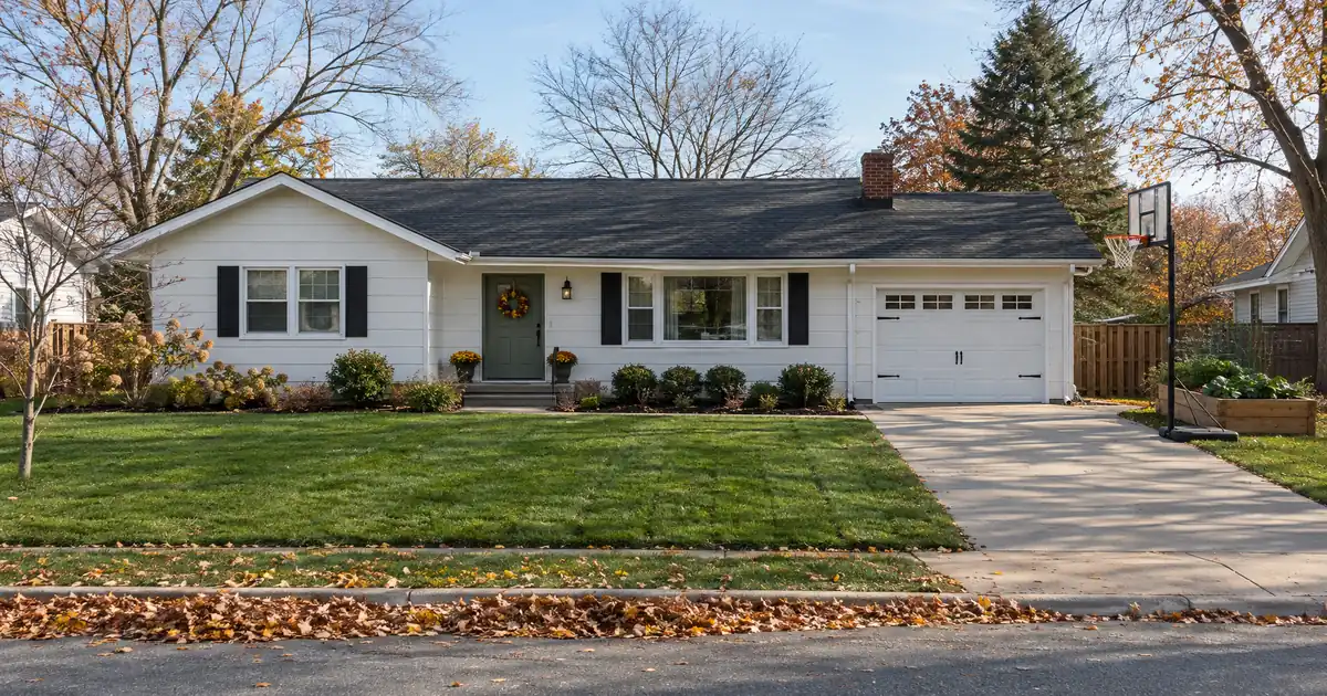 How an FHA Cash-Out Lender Counts Equity and Credit History