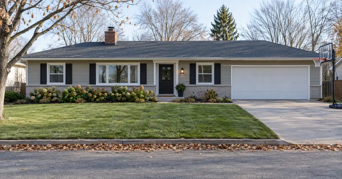 Cash-Out Refinance vs Selling the House for a Divorcing Couple