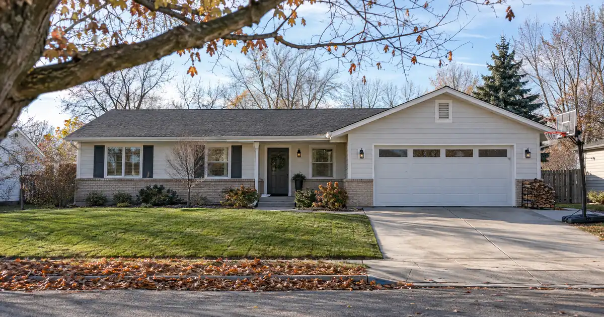 How Closing Costs Reduce a Cash-Out Refinance Payout on a Primary Home