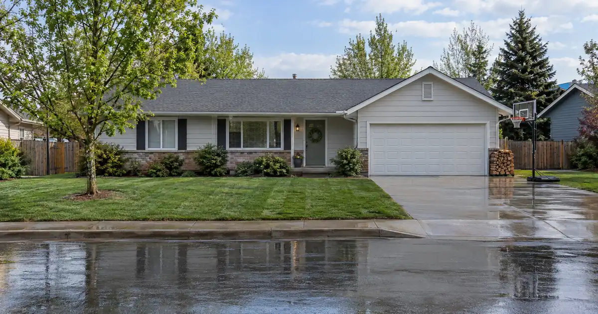 Does a 15-Year FHA Loan Mean Lower Mortgage Insurance?
