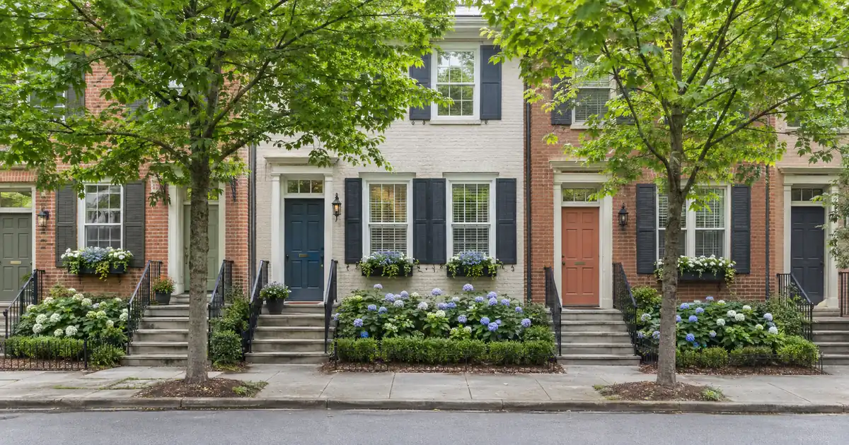 VA Loan Homeowners Insurance Requirements for a Home Purchase