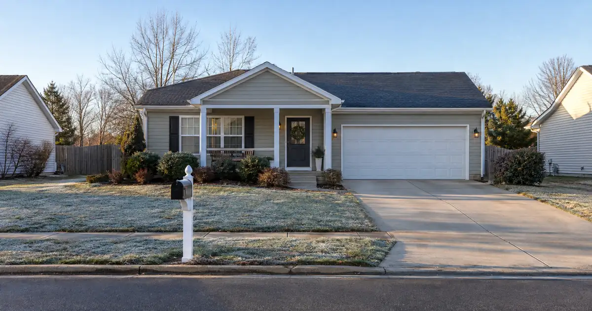 FHA Cash-Out Refinance Requirements When a Streamline Fits Better